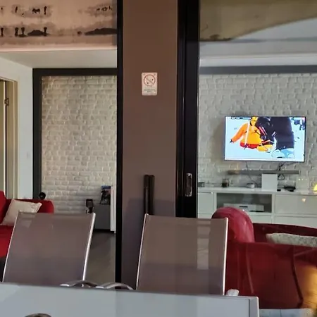 Apartamento Waterfront Glass Flat