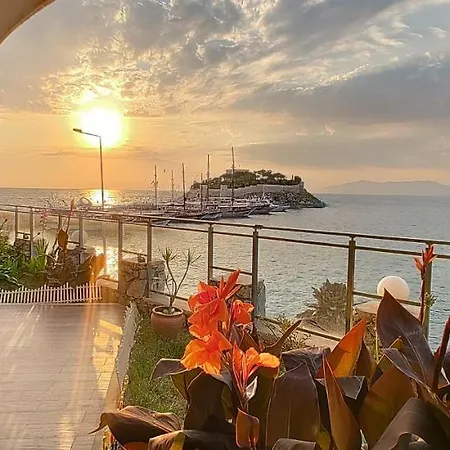 Waterfront Glass Flat * Kusadasi