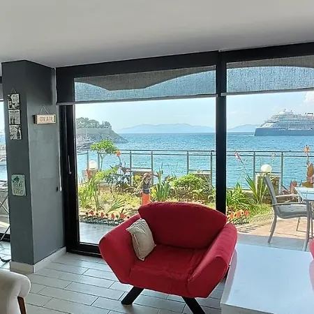 Waterfront Glass Flat * Kusadasi